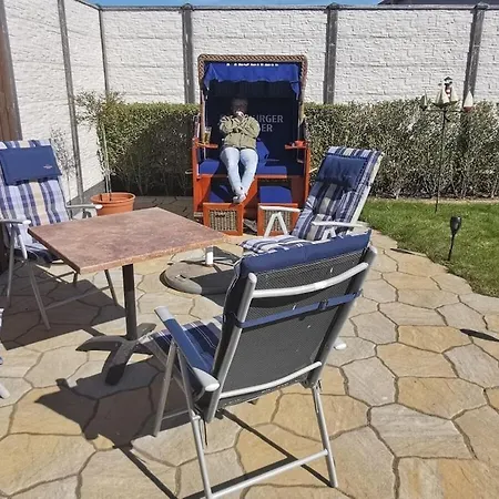 With 2 Bedrooms نوردستراند